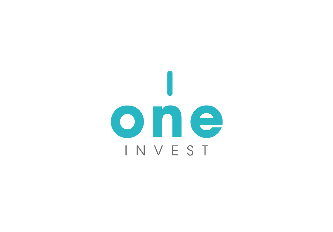 Logo "One Invest" en bleu et gris sur fond blanc.